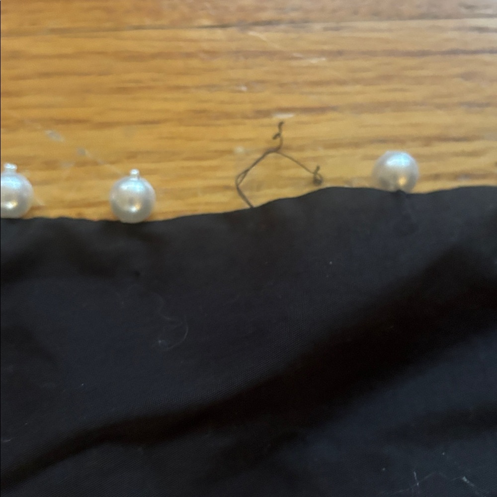 Hannah Lynn Pearl Button Down Top - Picture 6 of 9